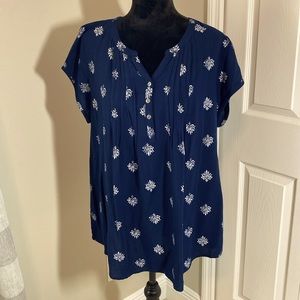 Navy blue tunic from Kohl's XL